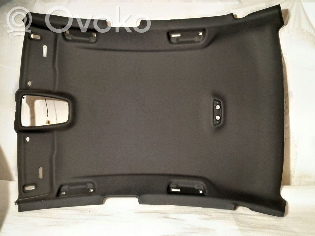 Audi A4 S4 B9 Lubų komplektas 