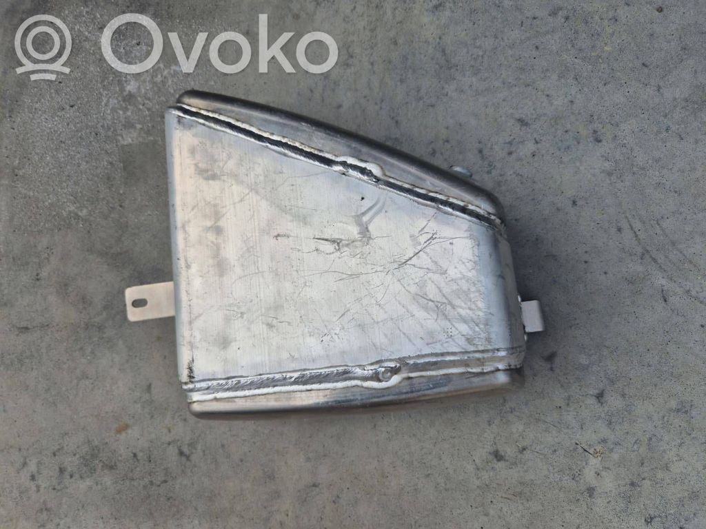 Audi Q7 4M Ilmajousituksen painesäiliö 