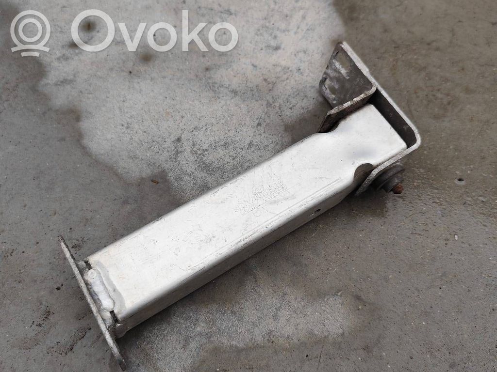 Radiator support slam panel bracket   4M0802037,4M0802037A