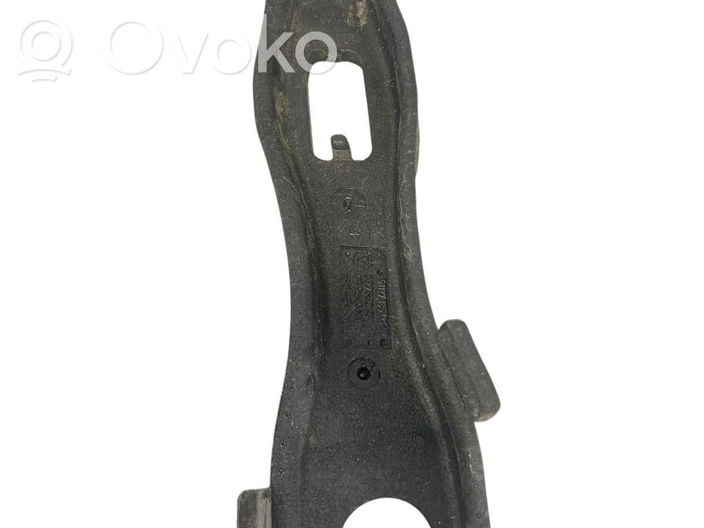 BMW 7 F01 F02 F03 F04 Bampera putuplasta daļa 