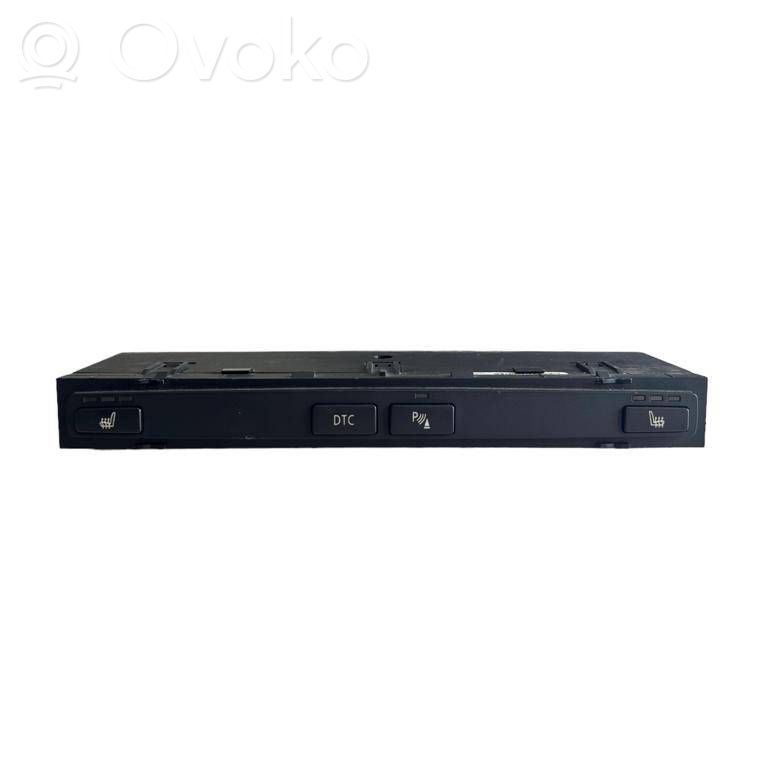 BMW 5 E60 E61 Seat heating switch 