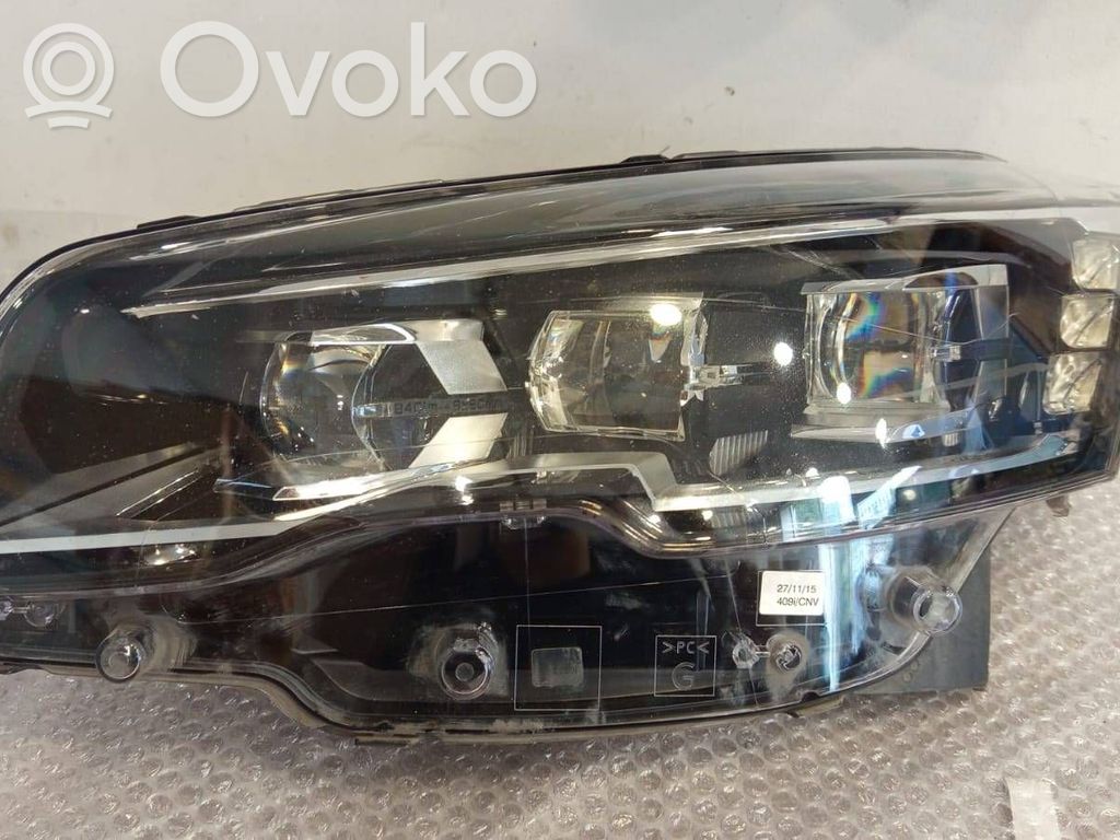 Peugeot 3008 II Faro/fanale 