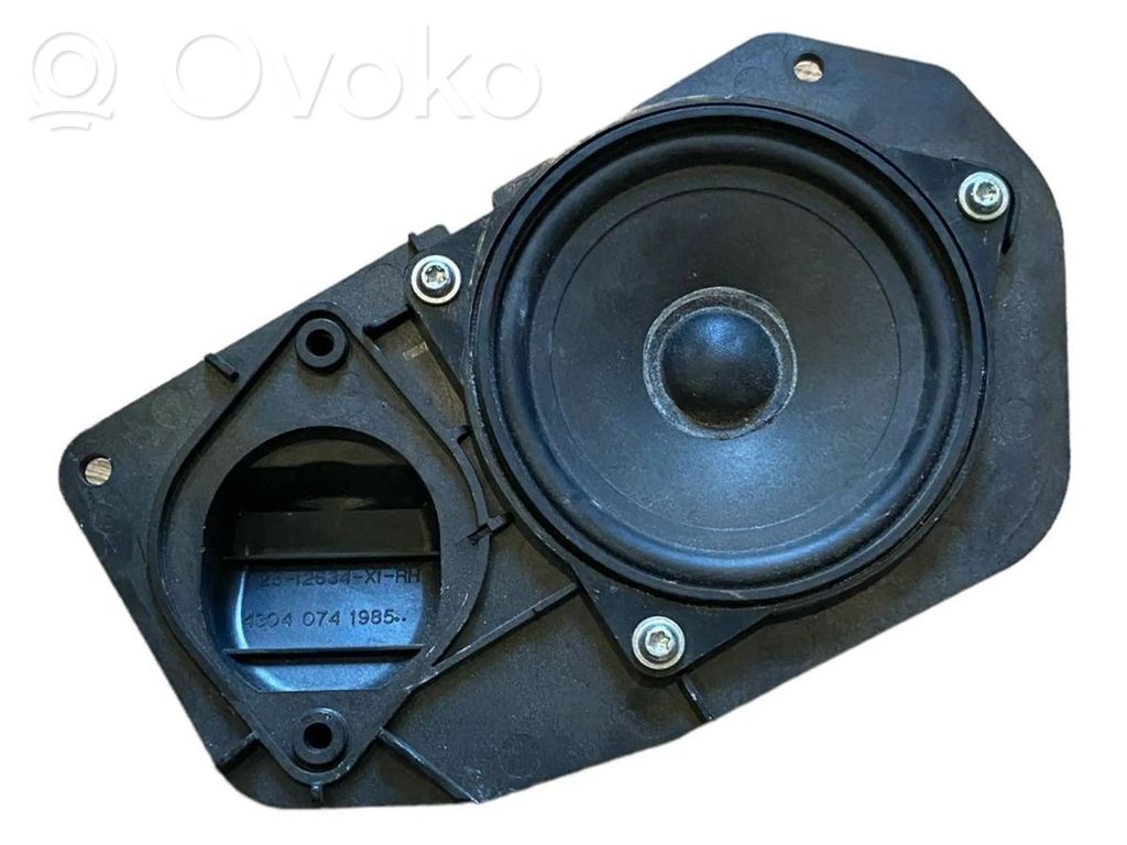 Tavarahyllyn kaiutin   9141496