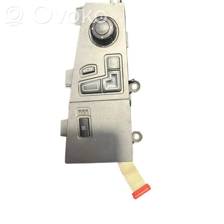 Seat control module   6918383