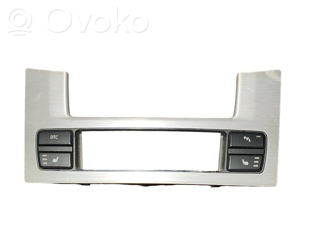 BMW 5 E60 E61 Glove box 