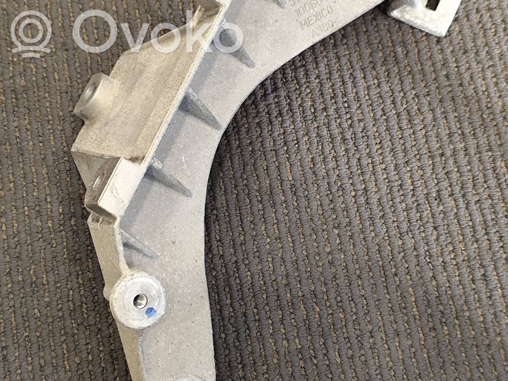 Gearbox mounting bracket   7137238,51717137238