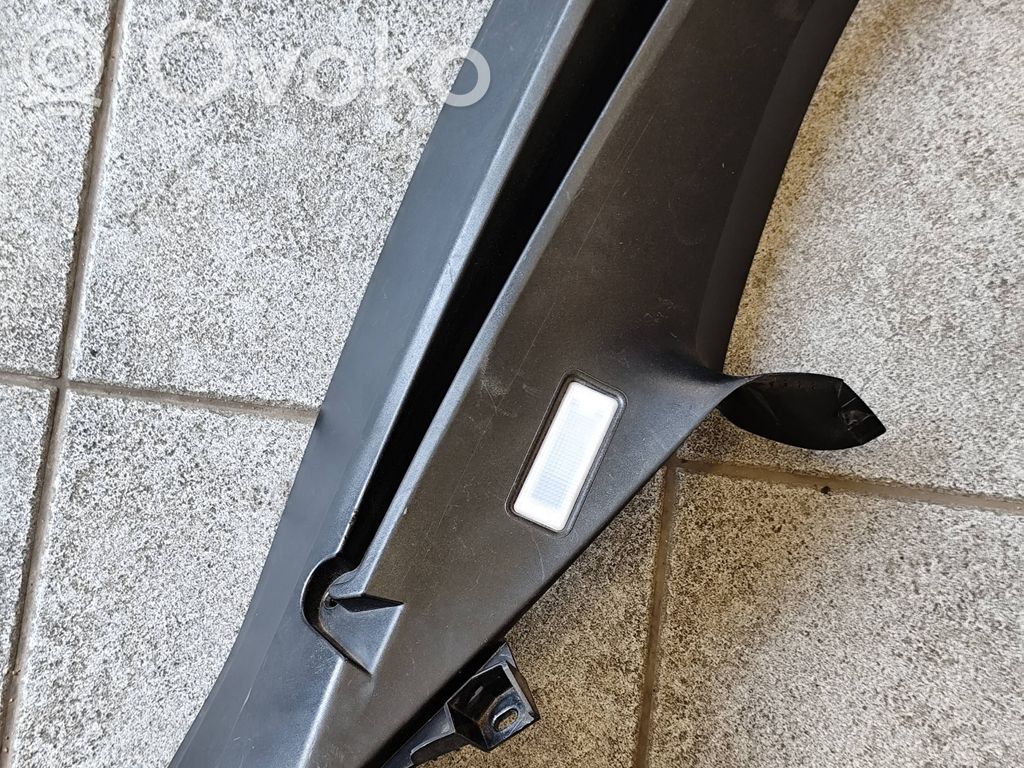 Osłona górna słupka / D   9169785,51439169785