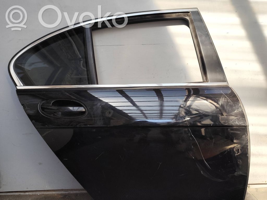 BMW 7 E65 E66 Galinės durys 