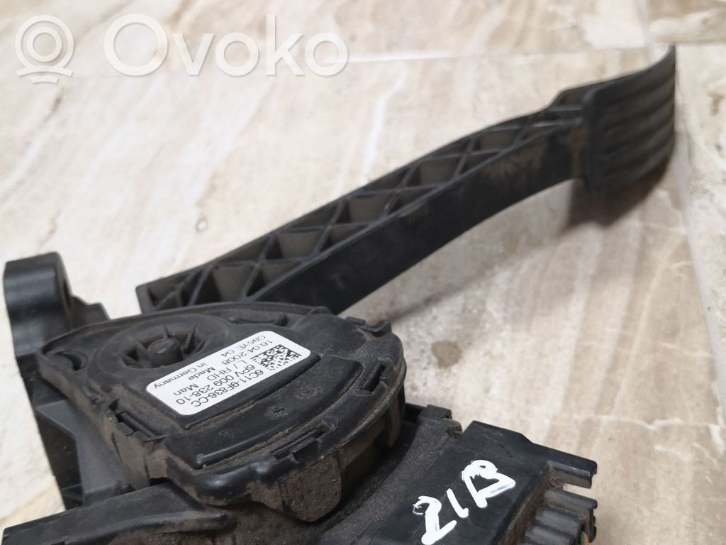 Ford Transit Pedał gazu / przyspieszenia 