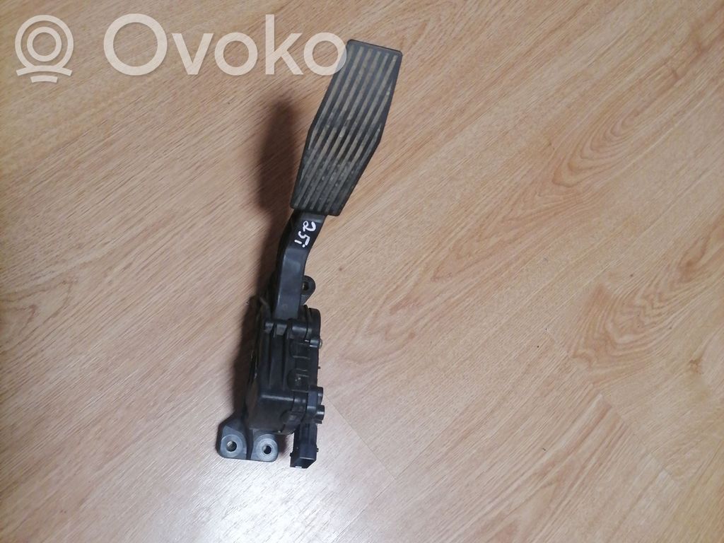 Opel Vectra C Accelerator throttle pedal 