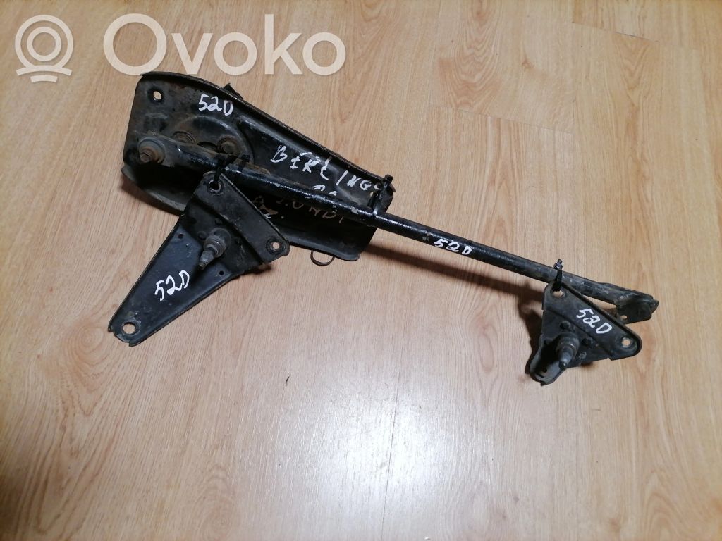 Citroen Berlingo Front wiper linkage and motor 