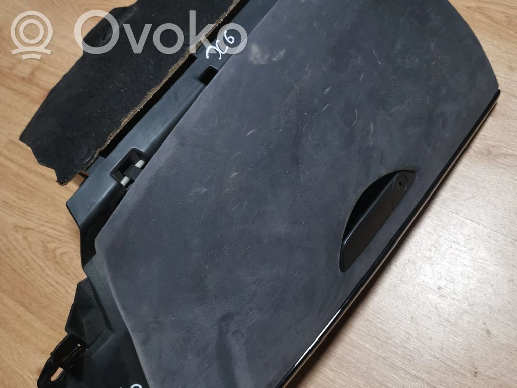 Citroen C8 Handschuhfach komplett 
