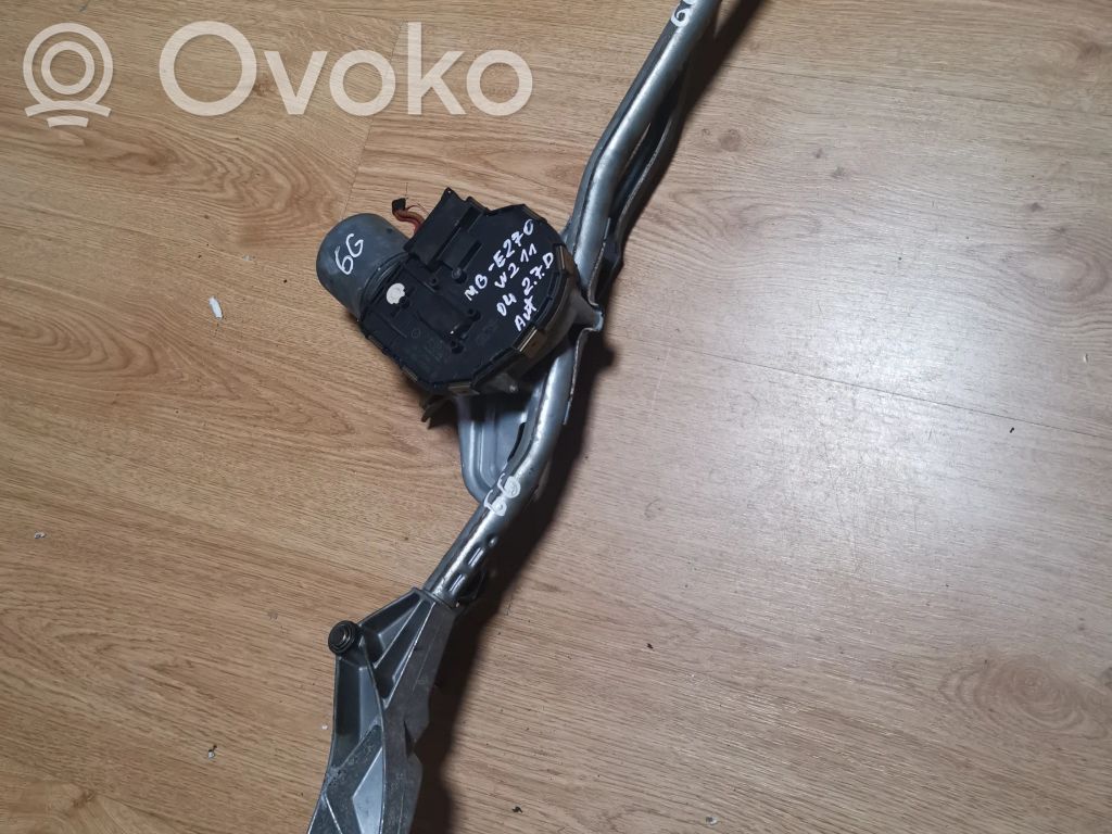Mercedes-Benz E W211 Mechanizm i silniczek wycieraczek szyby przedniej / czołowej 