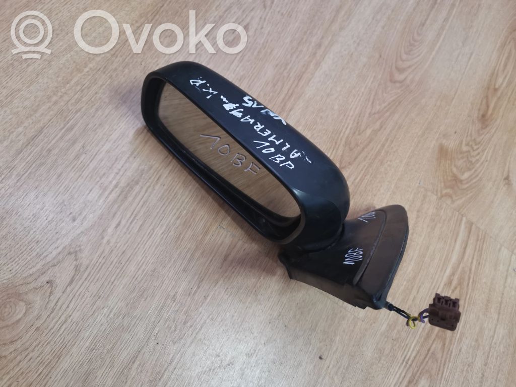 Nissan Almera Front door electric wing mirror 