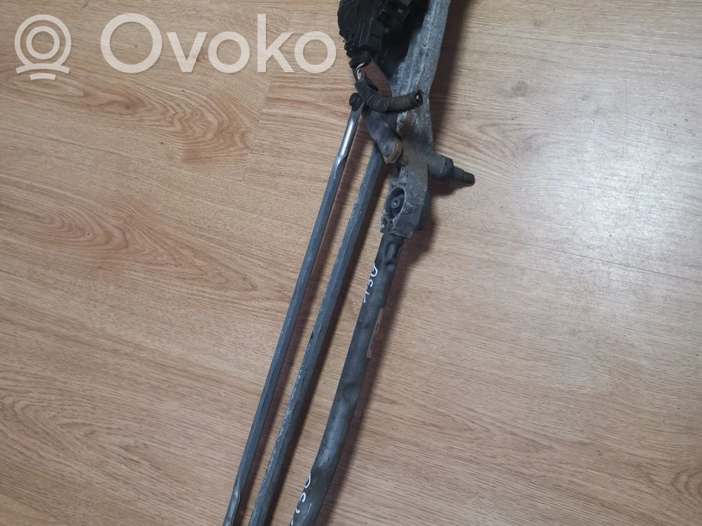 Ford Focus Front wiper linkage and motor 
