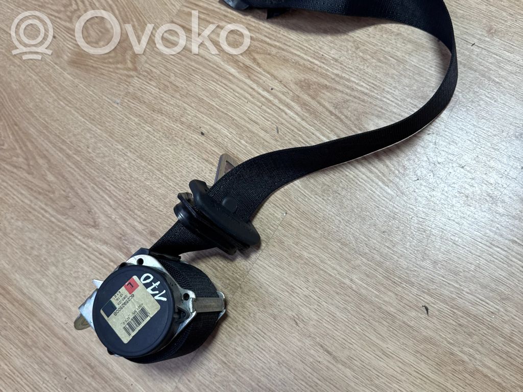 Opel Zafira B Cinturón trasero 