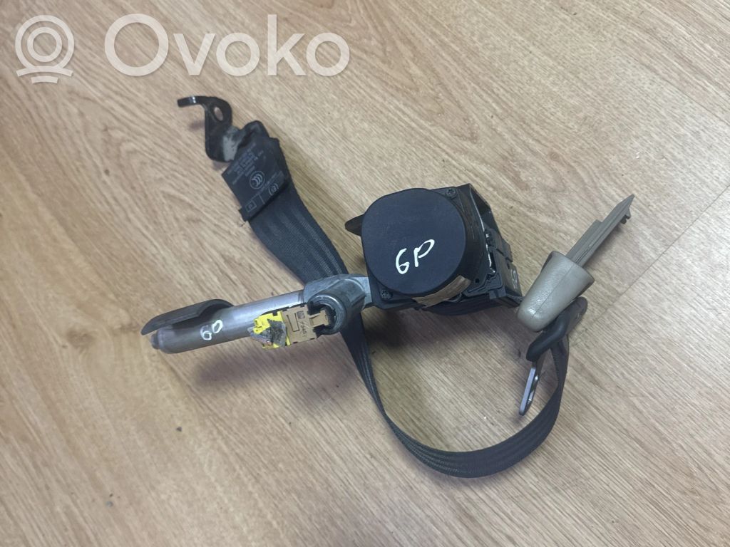 Volvo S60 Cinturón trasero 