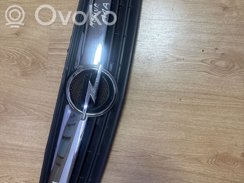Opel Meriva A Etupuskurin ylempi jäähdytinsäleikkö 