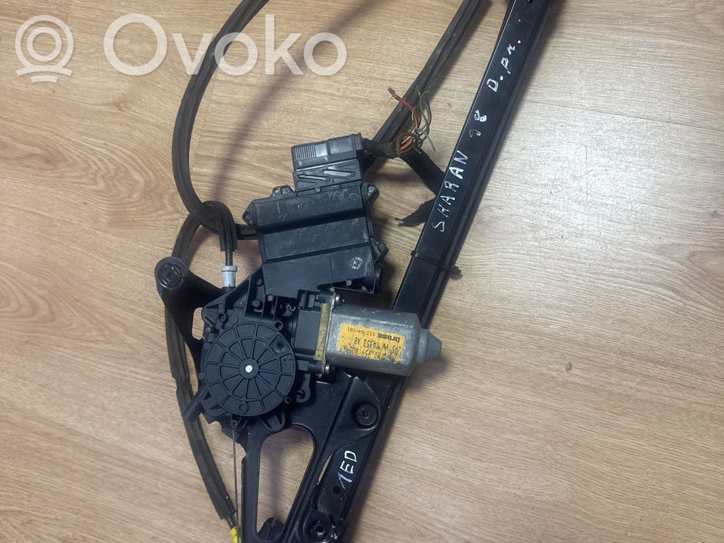 Volkswagen Sharan Front door window regulator with motor 