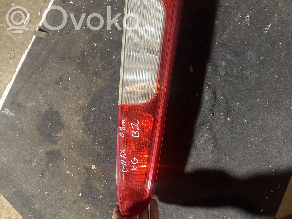 Rear/tail lights