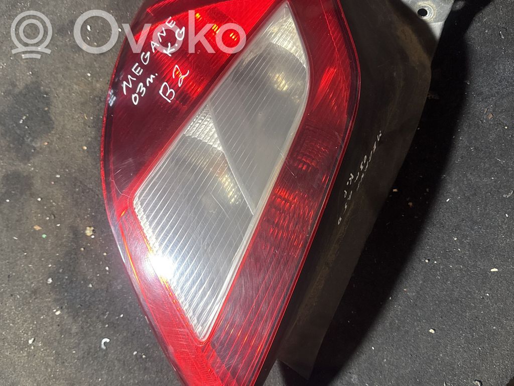Renault Megane II Aizmugurējais lukturis virsbūvē 