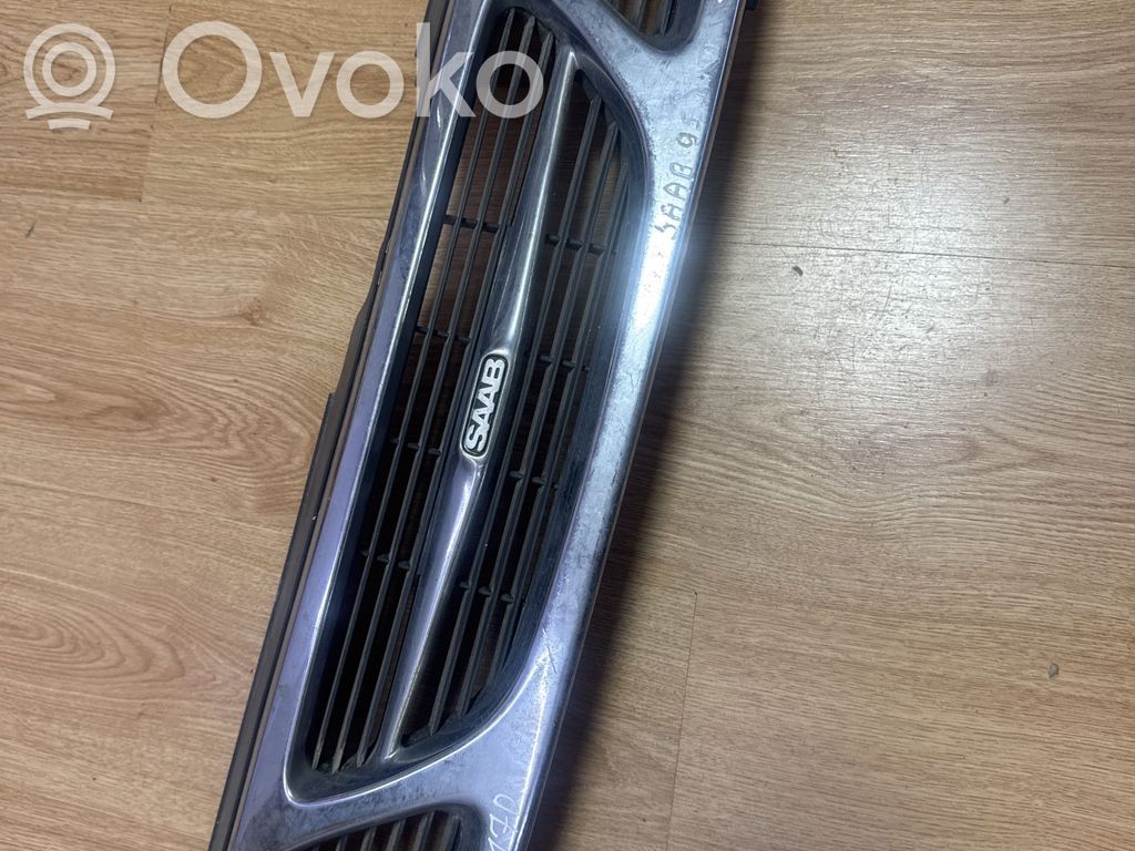 Saab 9-5 Front bumper upper radiator grill 