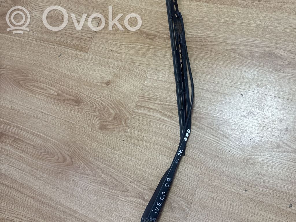Iveco Daily 35 - 40.10 Ramię wycieraczki szyby przedniej / czołowej 