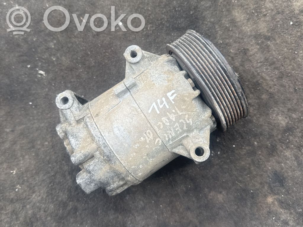 Renault Scenic I Air conditioning (A/C) compressor (pump) 