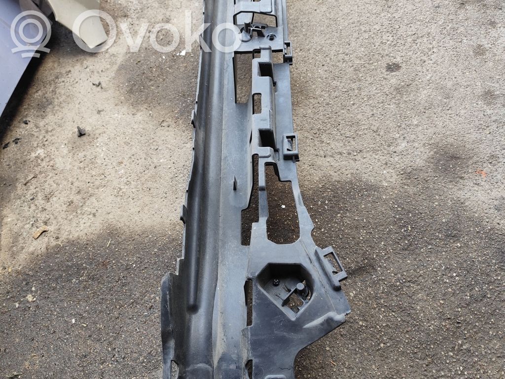 Volvo V40 Priekšpusē bampera sastiprinājums 