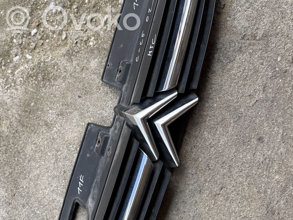 Citroen C5 Front bumper upper radiator grill 