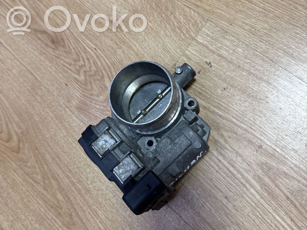Volkswagen Tiguan Throttle valve 