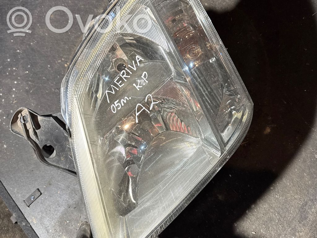 Opel Meriva A Lampa przednia 