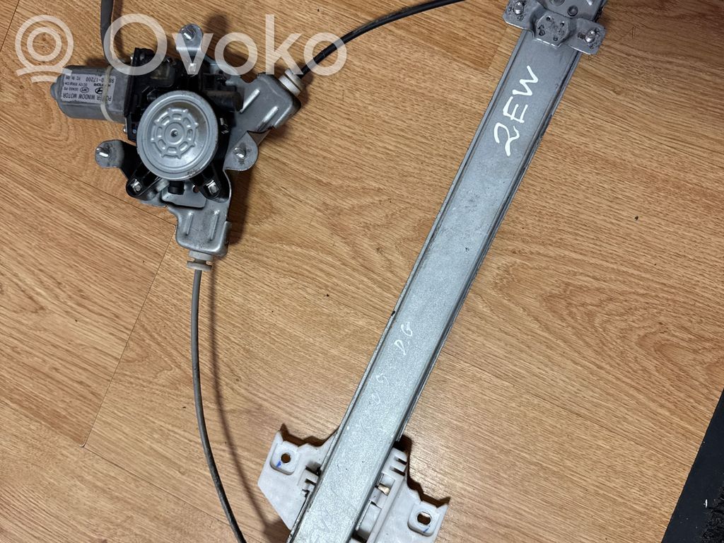Hyundai Matrix Elektryczny podnośnik szyby drzwi tylnych 