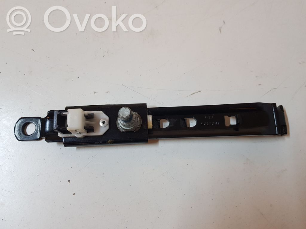 Dodge Durango Seat belt adjustment rail 