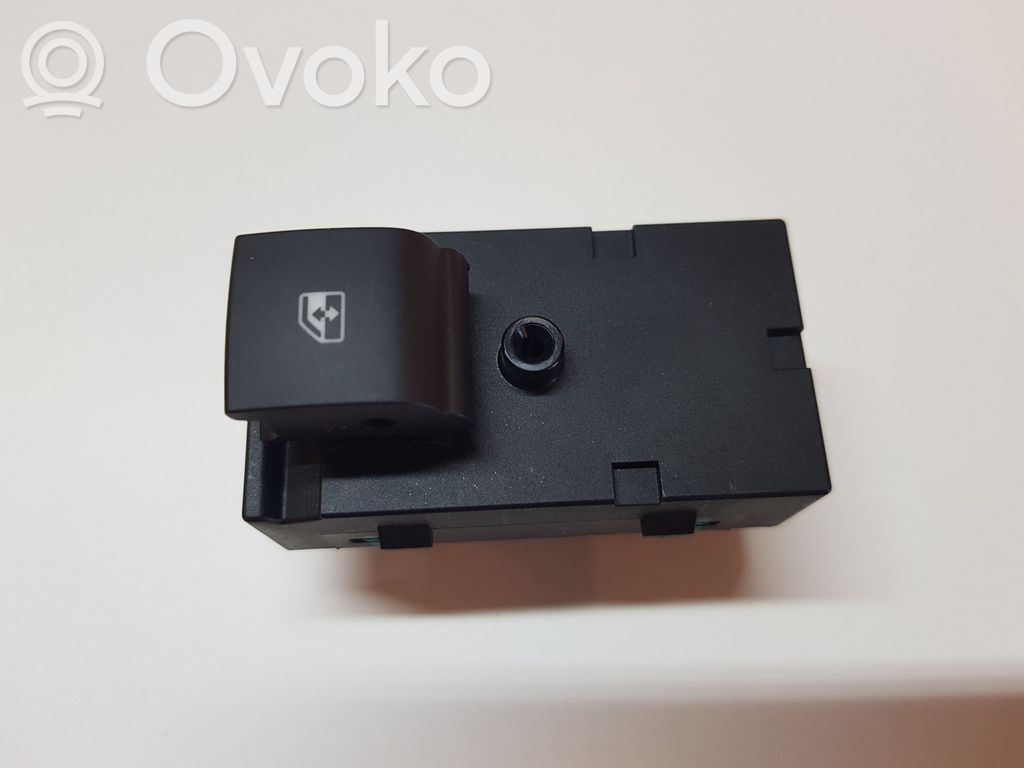 Buick Encore I Electric window control switch 