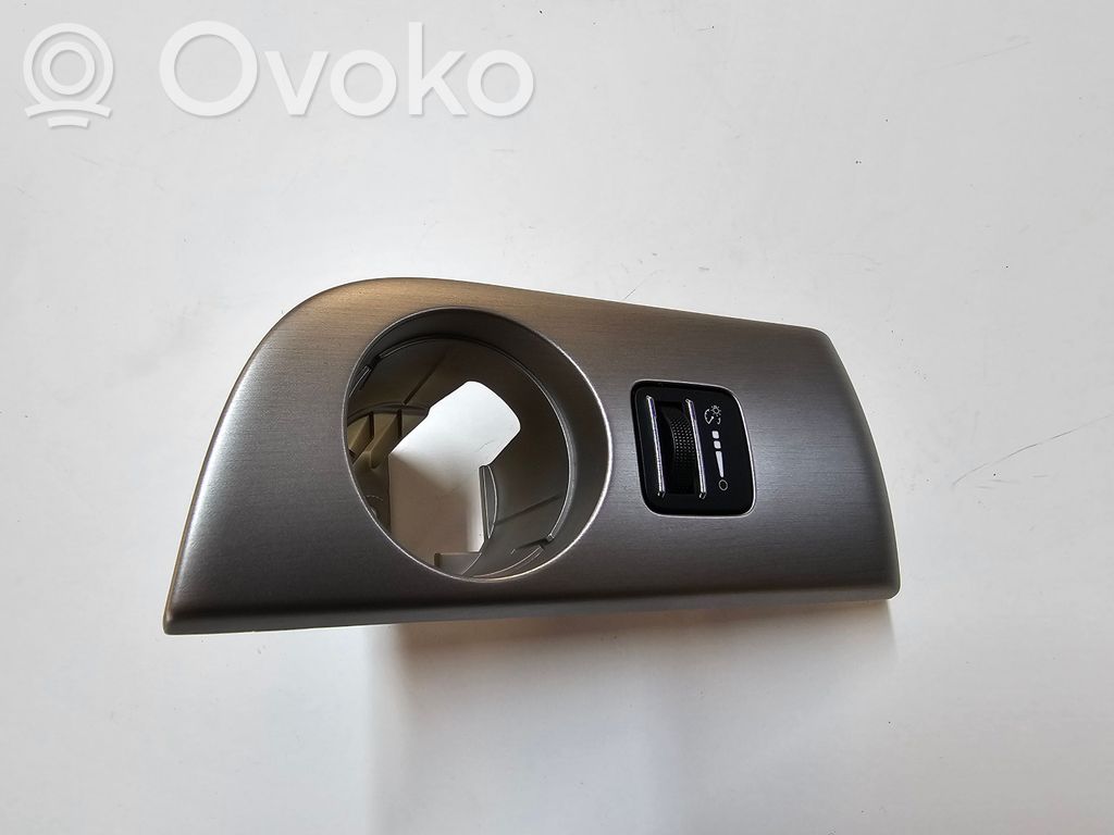 Dodge Durango Panel trim 