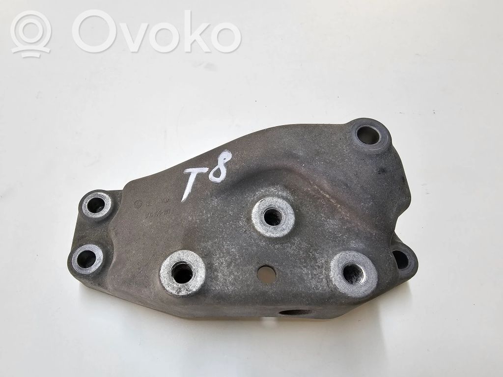 Volkswagen Tiguan Gearbox mounting bracket 