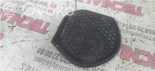Citroen Xsara Takaoven kaiuttimen kehys 