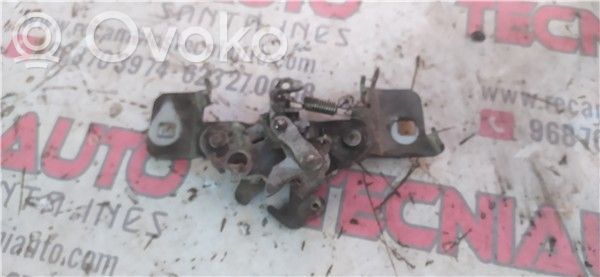 Citroen Xsara Tie down hook / loop 