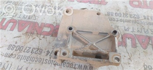 Engine mount bracket   9636693680