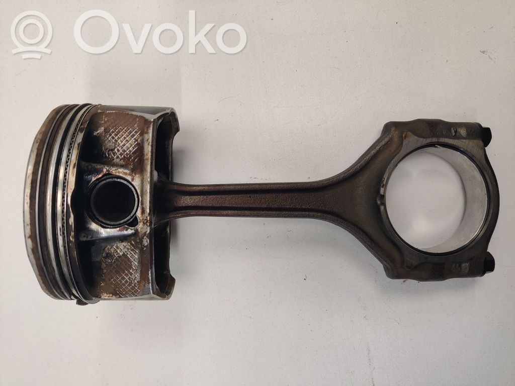 Chrysler Pacifica Piston with connecting rod 