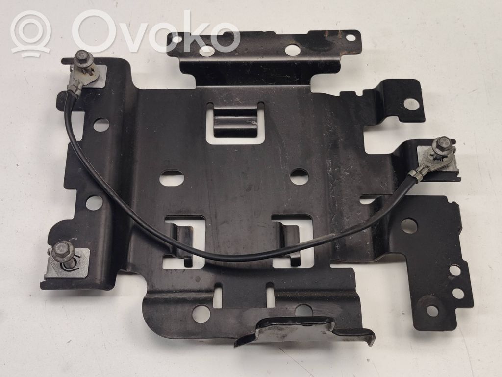 Engine control unit holder   68251949AD,68251949AB,68251949AC