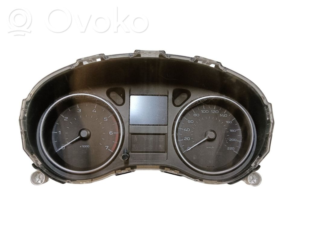Clock   98243219