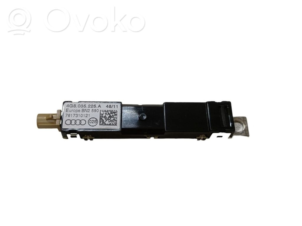 Pystyantennivahvistin   4G8035225A