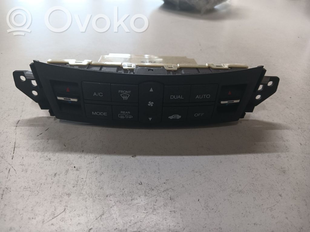 Console centrale, commande chauffage/clim