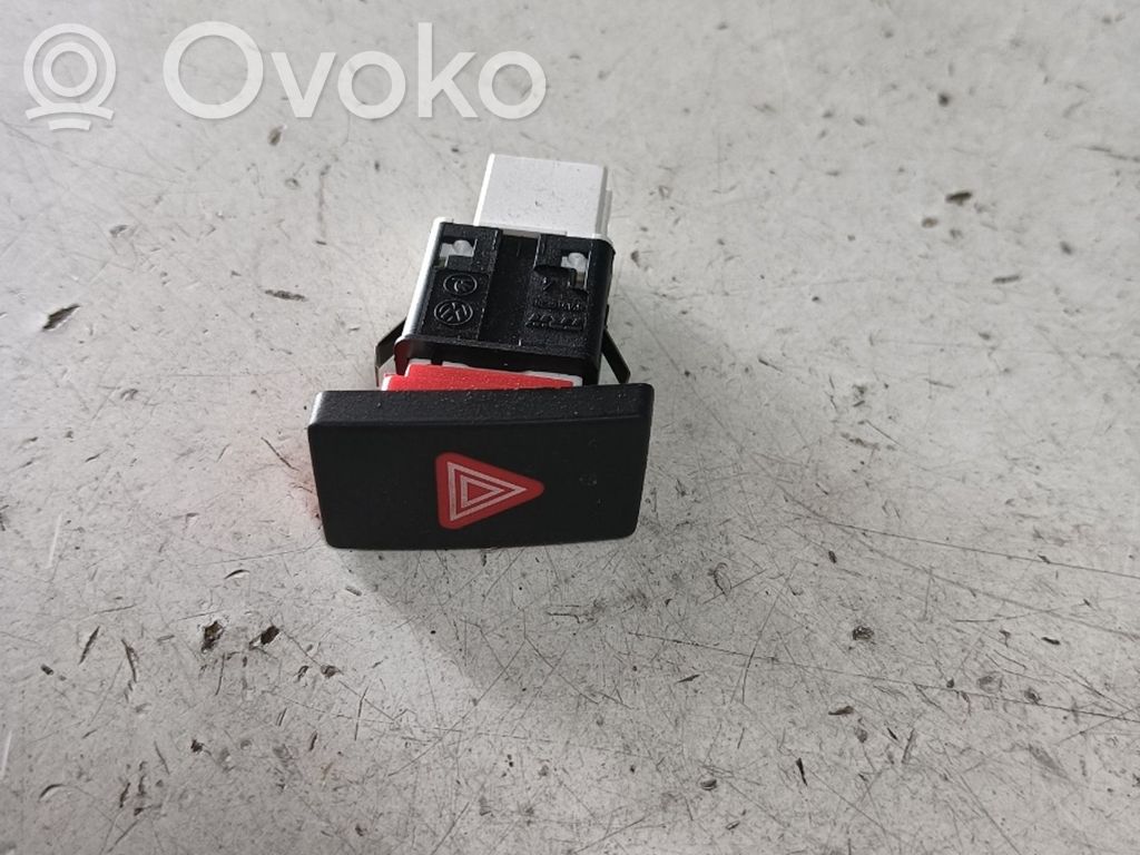 Botón interruptor de luz de peligro   5K0953509A