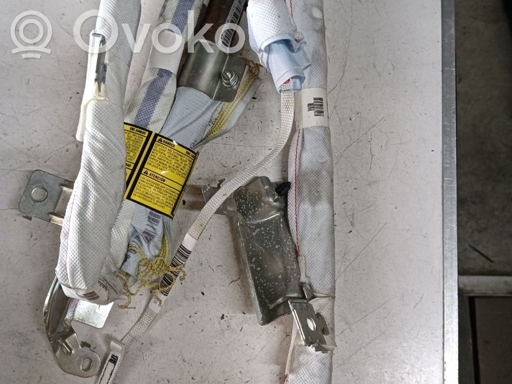 Side airbag   653200B