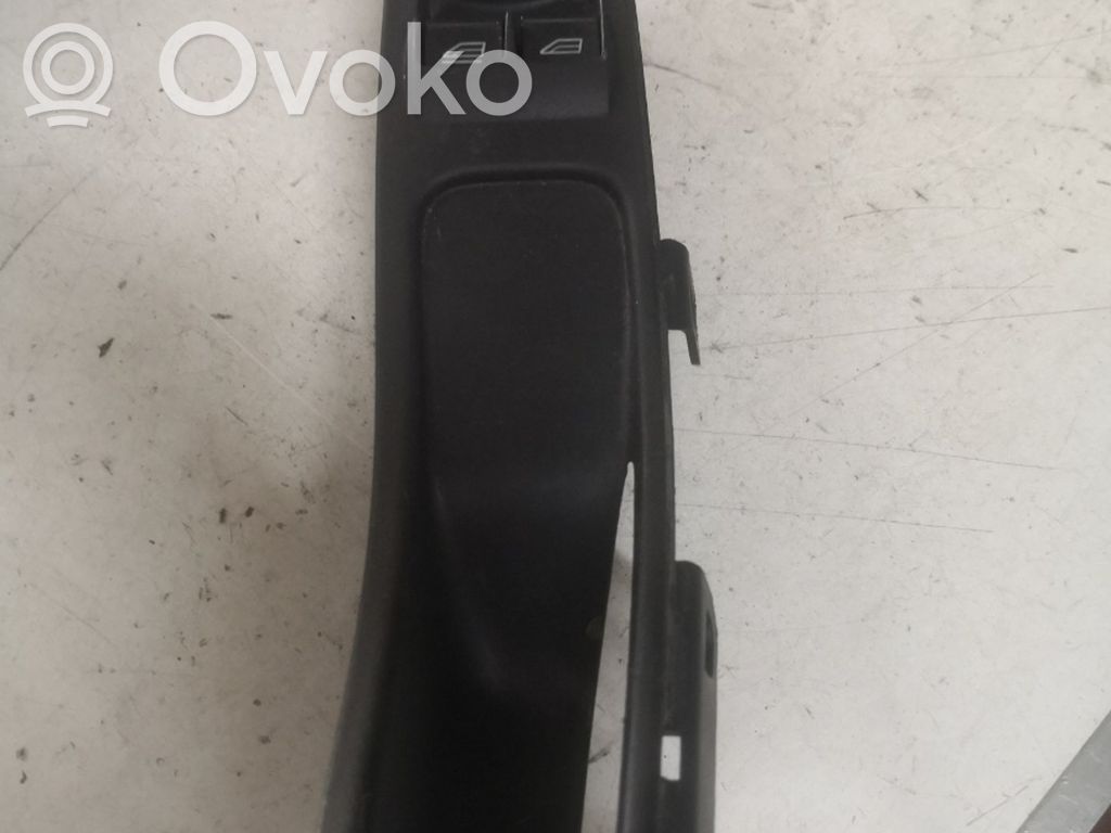 Ford Focus Electric window control switch 