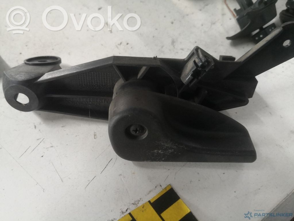BMW X5 E70 Maniglia di rilascio del vano motore (cofano) 
