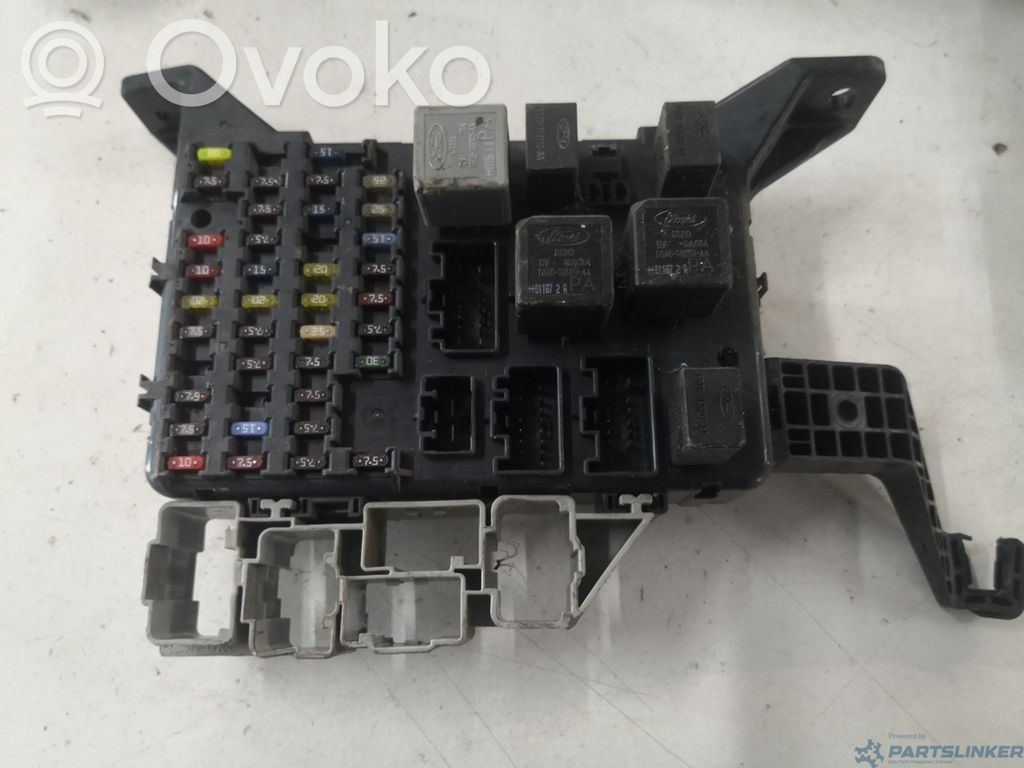 Módulo de fusible   1S7T14A073AE